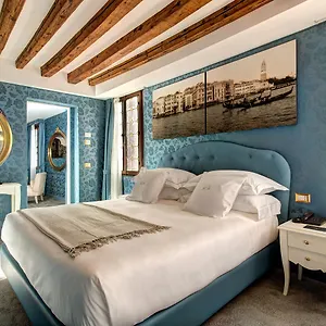 Gkk Exclusive Private *** Venice